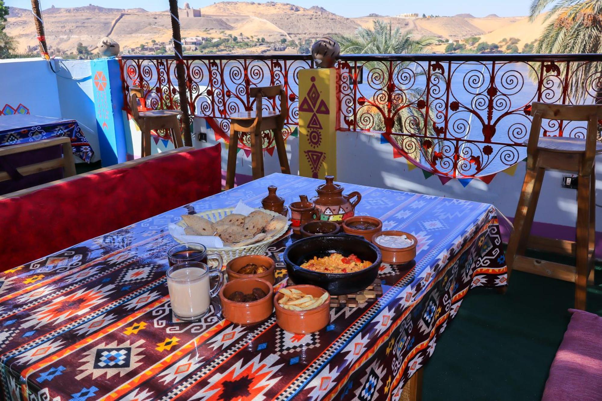 Bayt Zaina - Nubian Hospitality House 호텔 아스완 외부 사진